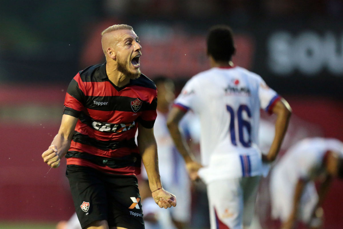 Com dois gols de Neilton, Leão vence o Bahia de Feira e se classifica para final