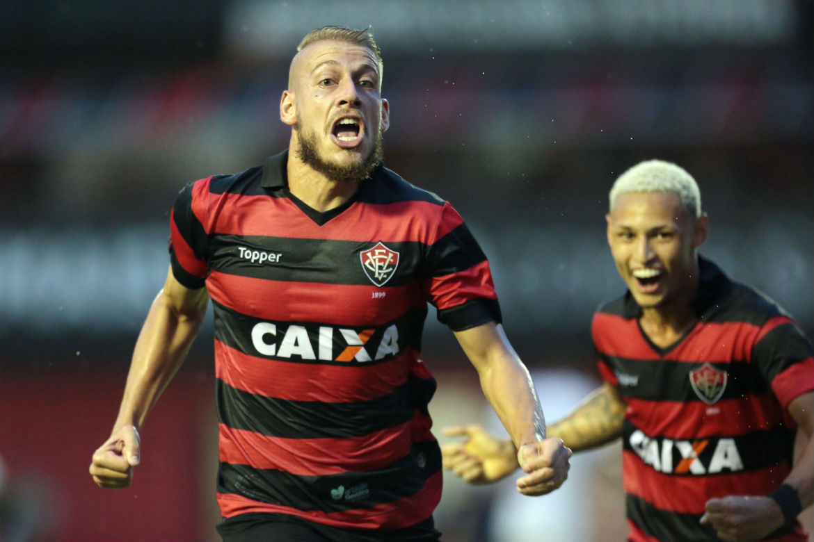 Com dois gols de Neilton, Leão vence o Bahia de Feira e se classifica para final
