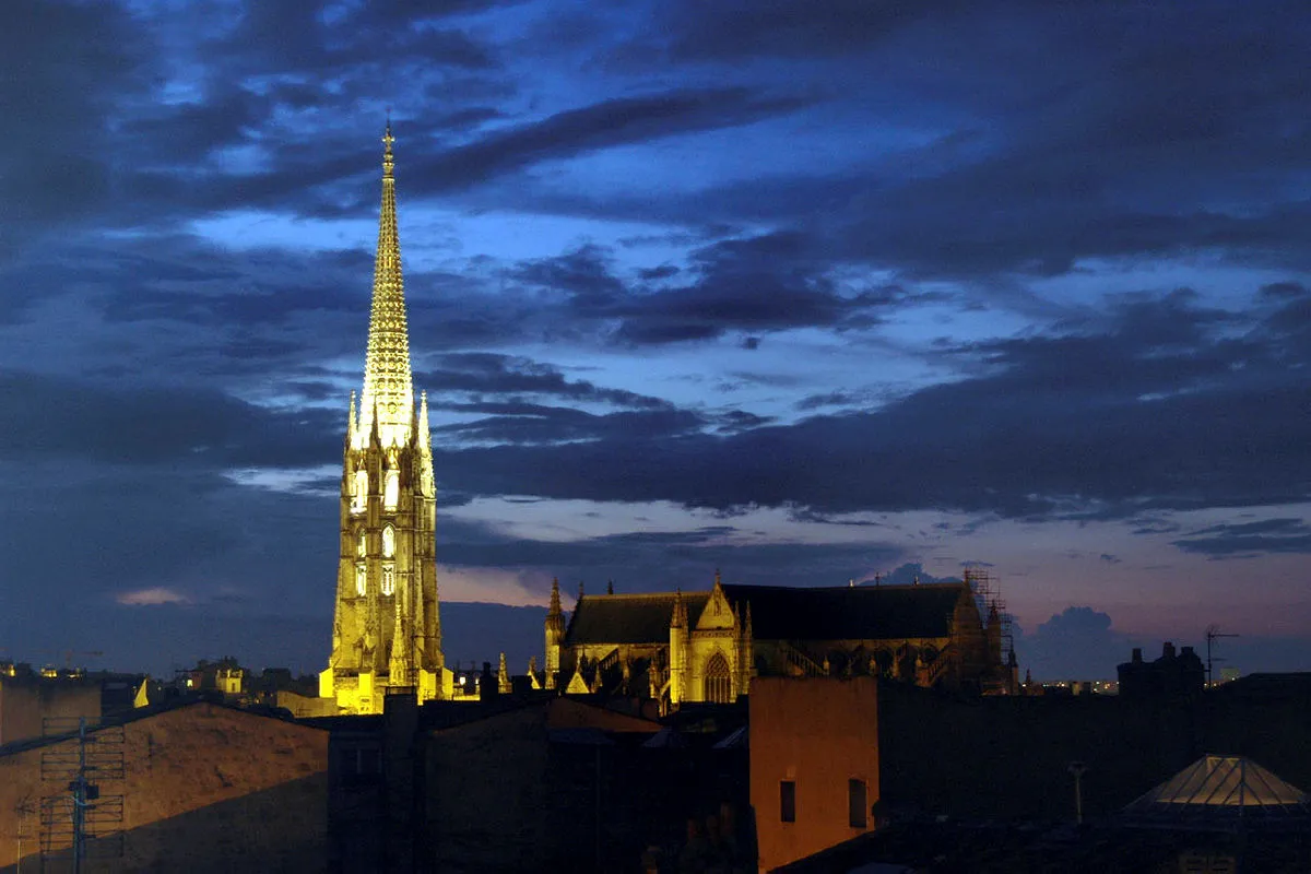 Imagem ilustrativa da imagem Mont Saint Michel: monumento em homenagem a um arcanjo