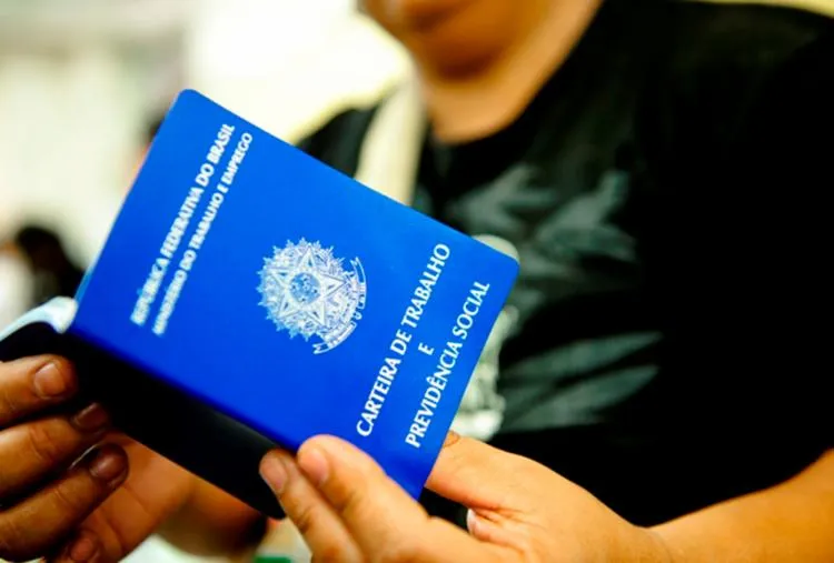 O SineBahia oferece vagas de emprego para esta terça-feira (10)