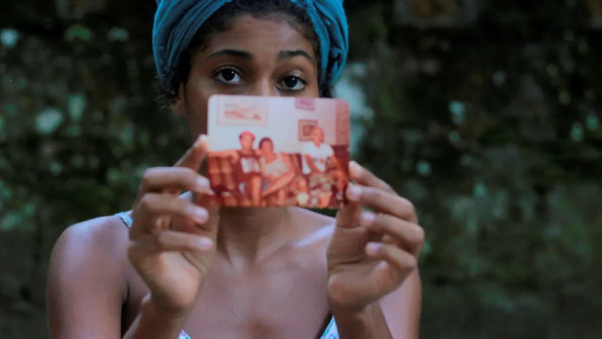 A Travessia, de Safira Moreira (RJ), explora a memória familiar