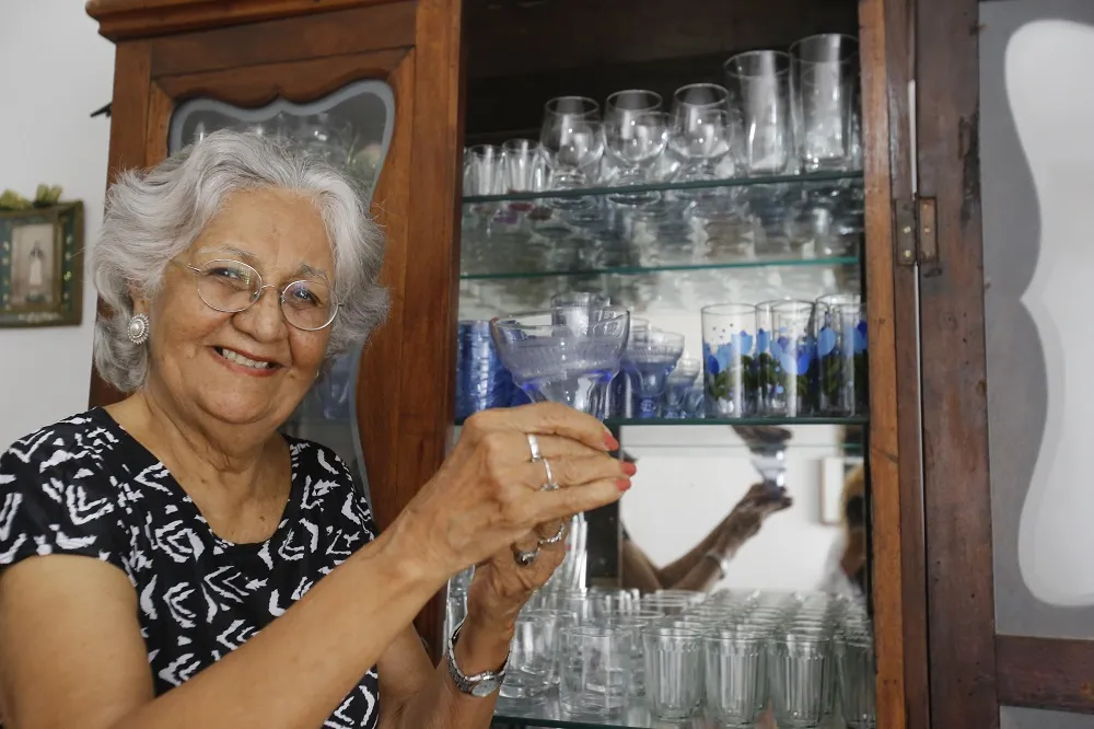 Para preservar as receitas da mãe, Mabel Velloso escreveu um livro de receitas