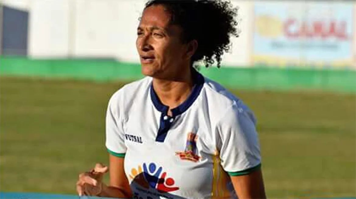 Solange Bastos, técnica do Lusaca: "O objetivo de nós, mulheres atletas, é dar seguimento ao trabalho árduo, dentro de um esporte machista. Acaba sendo um privilégio meu"