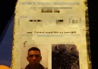 Passageiro reage a assalto a ônibus e atira contra suspeito em Salvador