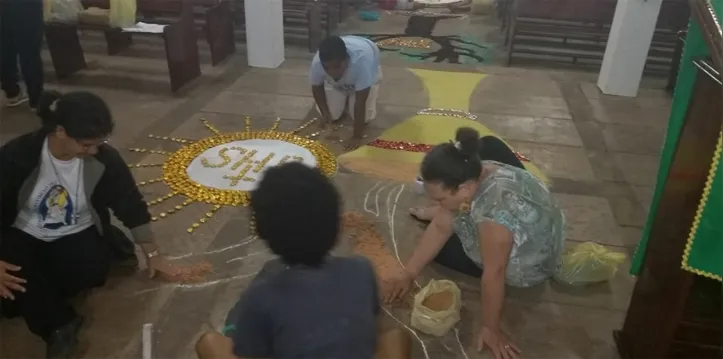 Imagem ilustrativa da imagem Cores e devoção: tradição dos tapetes de Corpus Christi se mantém viva em Salvador