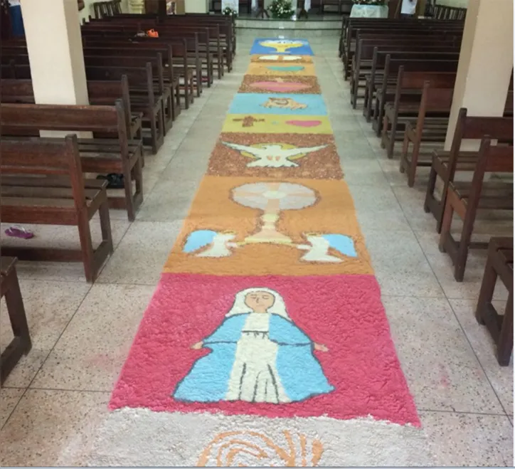 Imagem ilustrativa da imagem Cores e devoção: tradição dos tapetes de Corpus Christi se mantém viva em Salvador