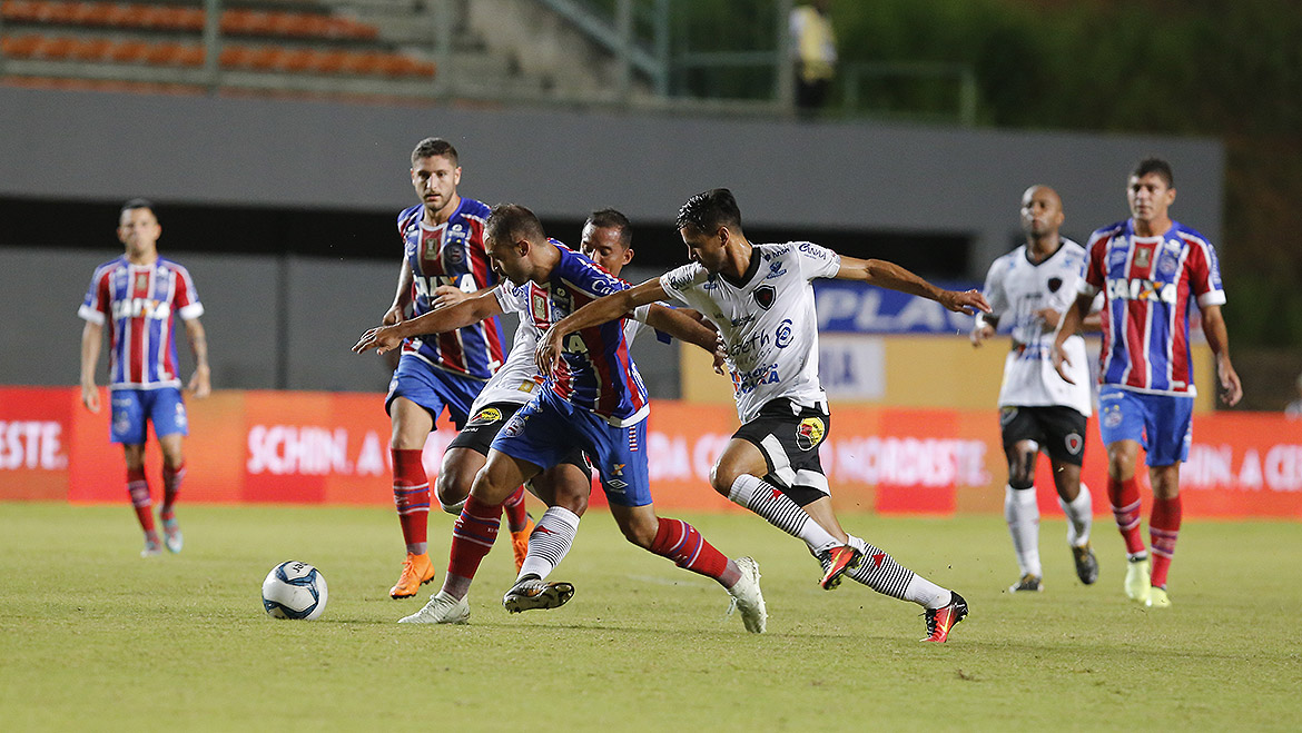 Bahia empata sem gols com Botafogo-PB, mas se classifica às semifinais