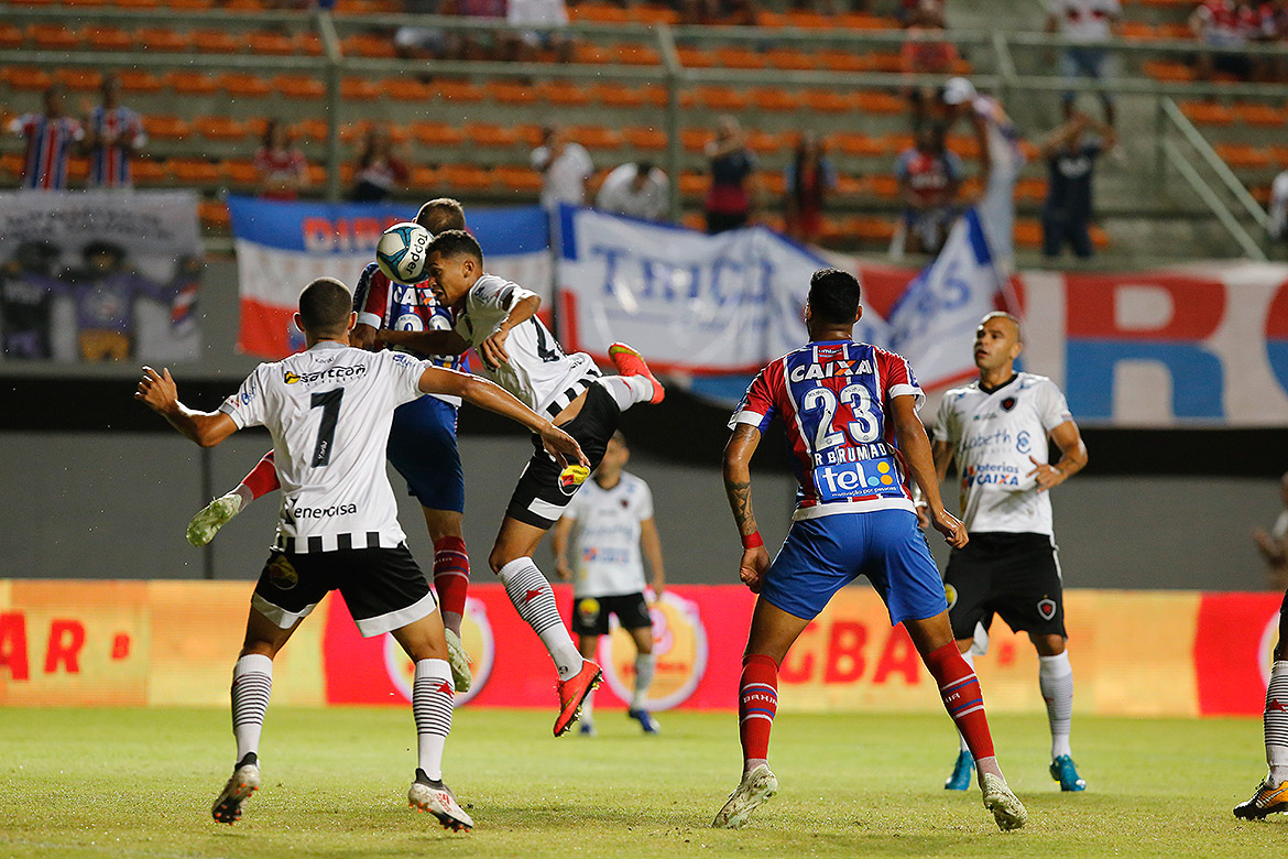 Bahia empata sem gols com Botafogo-PB, mas se classifica às semifinais
