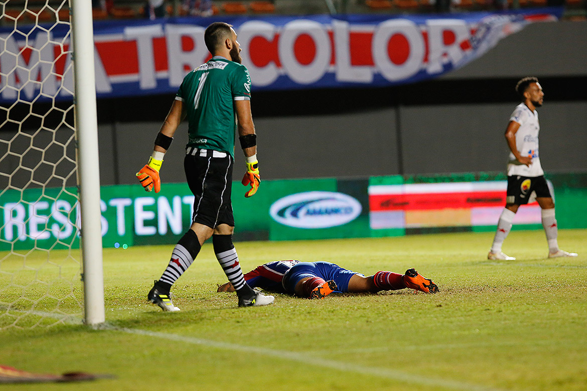 Bahia empata sem gols com Botafogo-PB, mas se classifica às semifinais