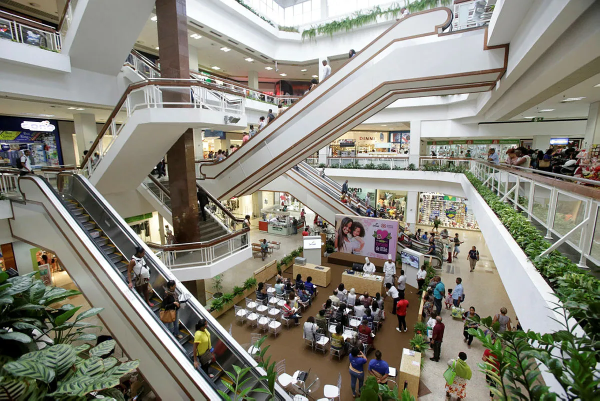 Shoppings, mercados: veja o que abre e fecha no feriado de São João em  Salvador e RMS