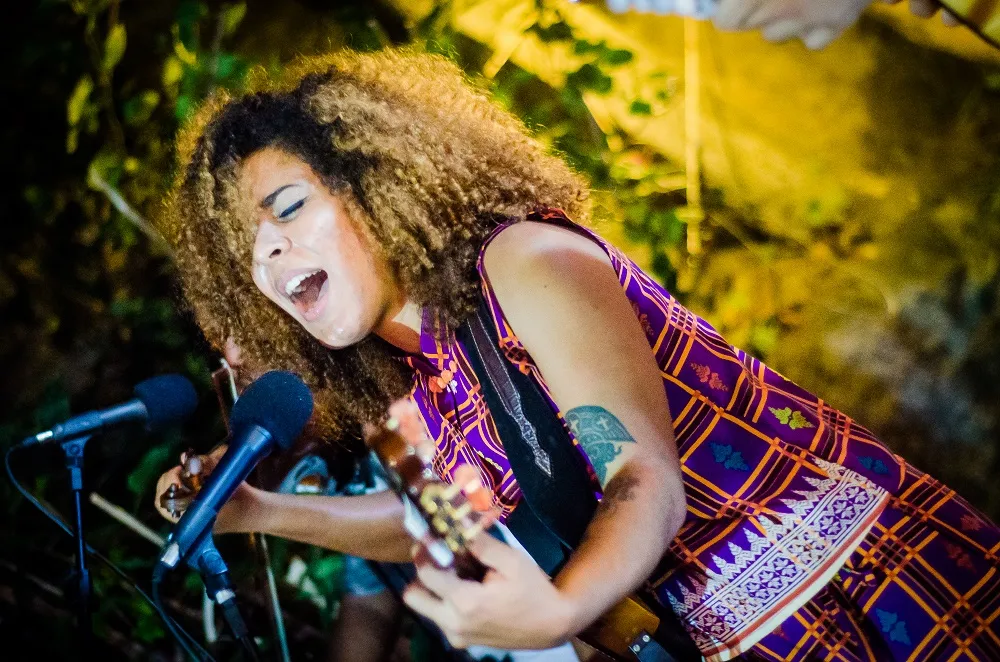 A cantora Josyara mudou-se para São Paulo depois de perceber uma "saturação" dos lugares para shows em Salvador