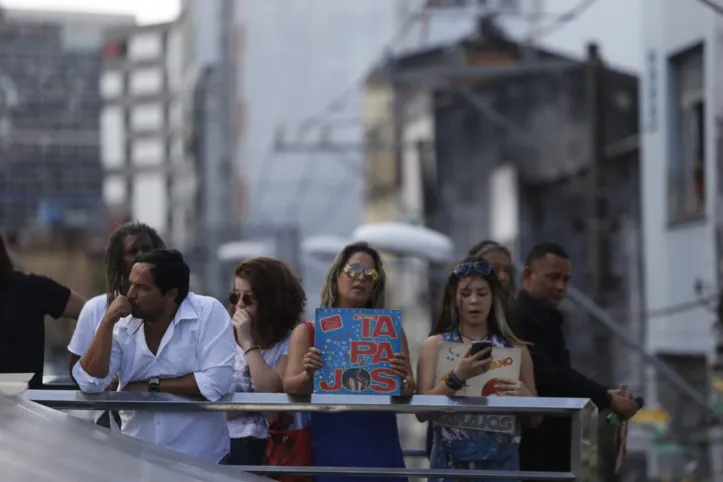 Imagem ilustrativa da imagem Cortejo faz homenagem a Orlando Tapajós no centro de Salvador