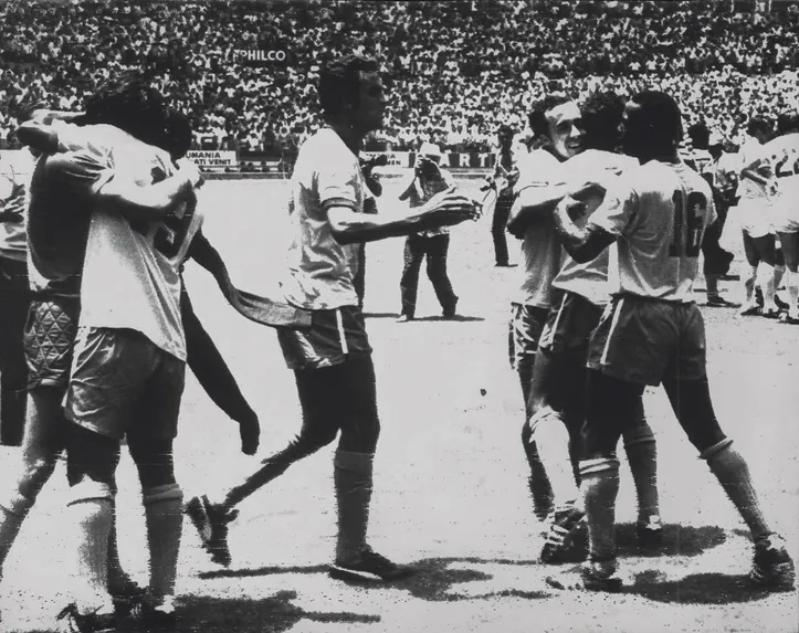 Imagem ilustrativa da imagem Tostão: "O Brasil está entre os favoritos, mas não é o grande favorito"