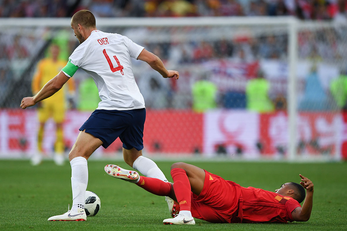 Bélgica vence Inglaterra, segue 100% na Copa e encara Japão nas oitavas