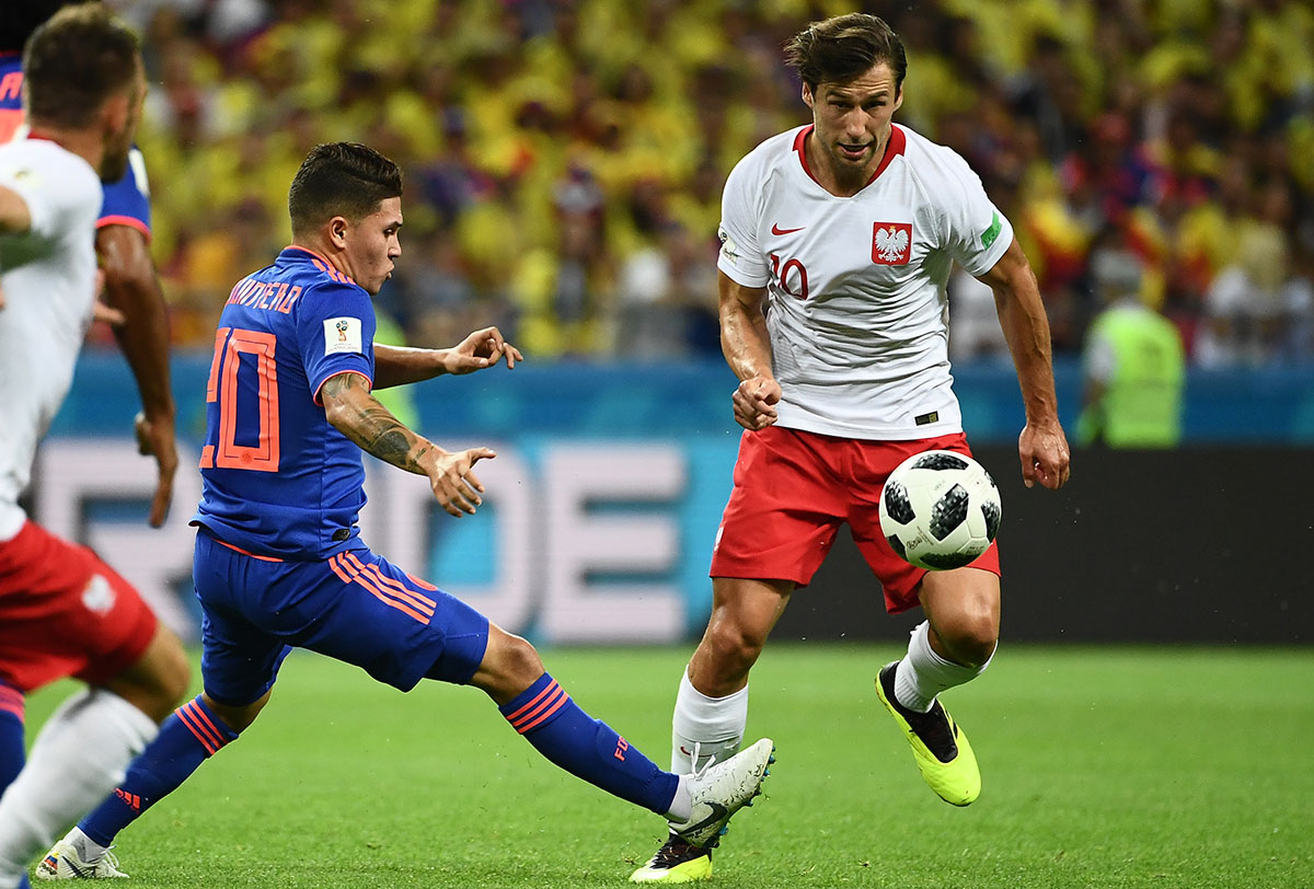Colômbia faz 3 a 0, reage na Copa do Mundo e elimina Polônia