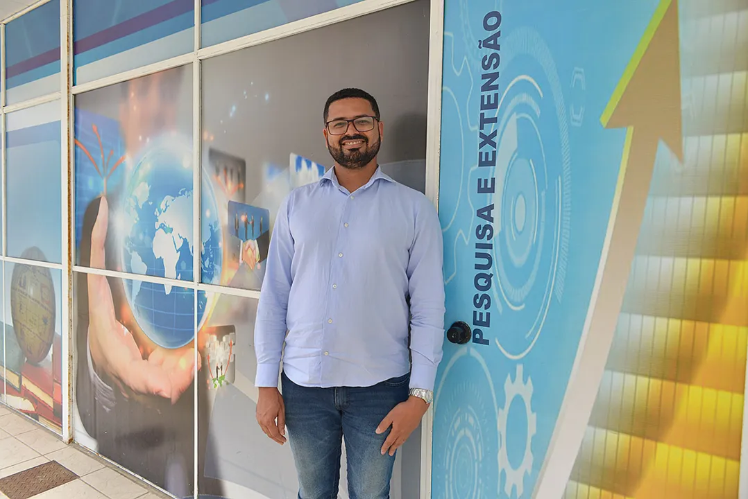 Efson Lima, coordenador do projeto Labeci, da Faculdade 2 de Julho