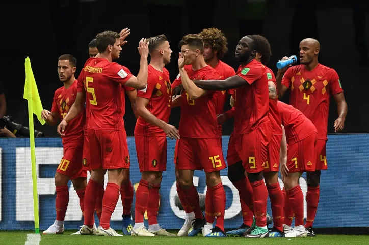 Brasil sofre nas mãos de "Geração Dourada" belga e dá adeus à Copa