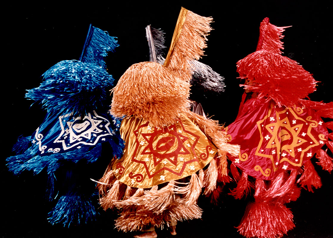 Balé Folclórico da Bahia celebra 30 anos com homenagens e programação especial