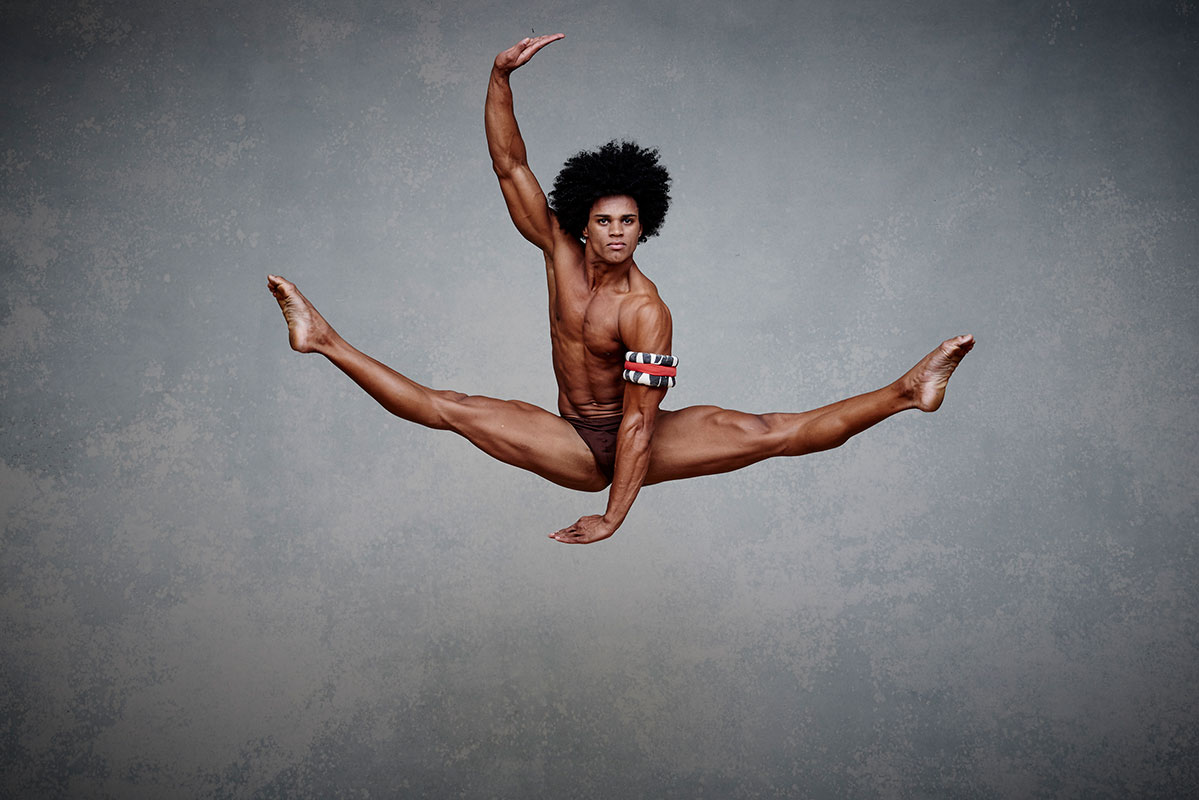 Balé Folclórico da Bahia celebra 30 anos com homenagens e programação especial