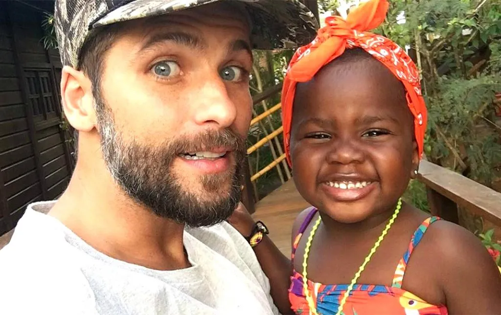 Bruno e Giovanna são pais de Titi, de cinco anos, adotada pelo casal em 2016