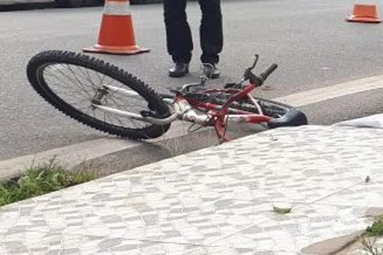 Uma ambulância do Serviço de Atendimento Móvel de Urgência esteve no local mas Valdinez já havia morrido