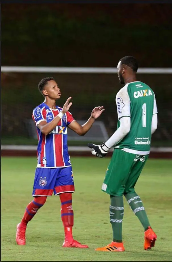 Imagem ilustrativa da imagem Da peneira para o sucesso: a vida de um jogador na divisão de base