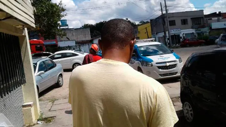 Imagem ilustrativa da imagem Empresário é preso e 80 mil cartelas falsas da zona azul são apreendidas