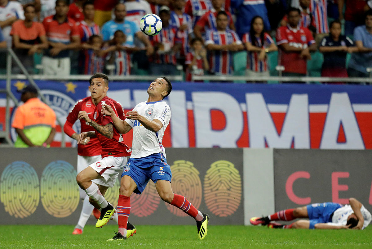 Bahia vacila e perde invencibilidade para o Internacional no Brasileirão