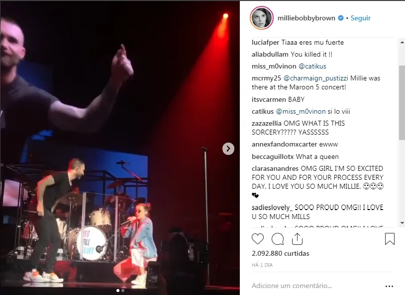 Atriz postou o vídeo da apresentação nas suas redes sociais e recebeu elogios dos fãs