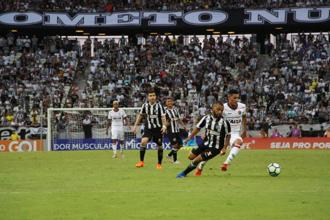 Leão foi dominado pelo Vozão na Arena Castelão