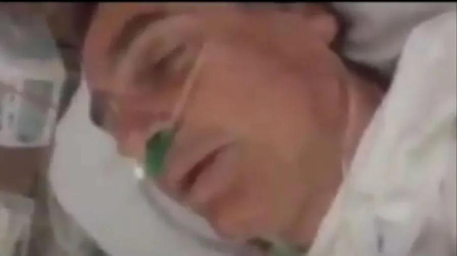 Bolsonaro agradeceu a equipe médica, Deus e disse ser inofensivo