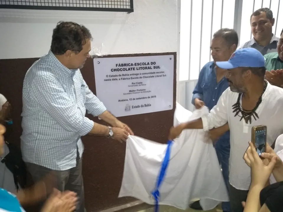 A Fábrica-Escola está instalada no CEEP da Floresta e Chocolate Milton Santos, localizado no Assentamento Terra Vista