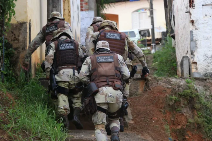 Imagem ilustrativa da imagem Adolescente é morto e 18 suspeitos são presos em operação no sul baiano