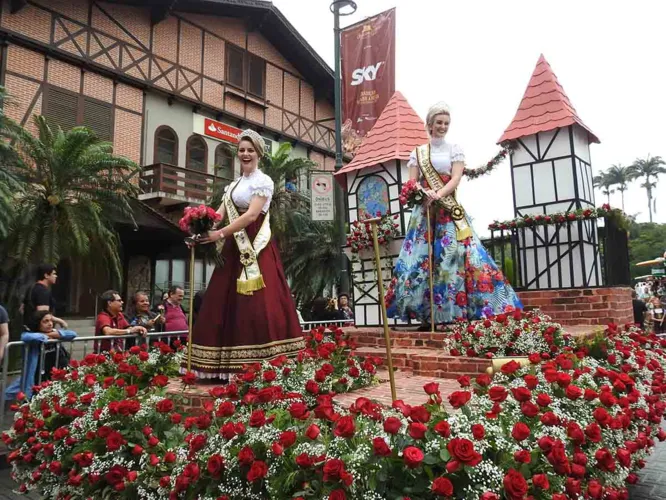 Oktoberfest em Blumenau – Vivendo a Alemanha no Brasil