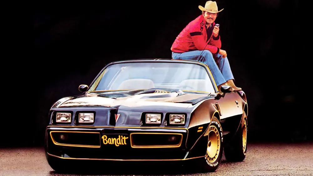 Pontiac Firebird Trans AM é um dos esportivos mais valorizados graças à aparição no filme "Smokey and the Bandit"