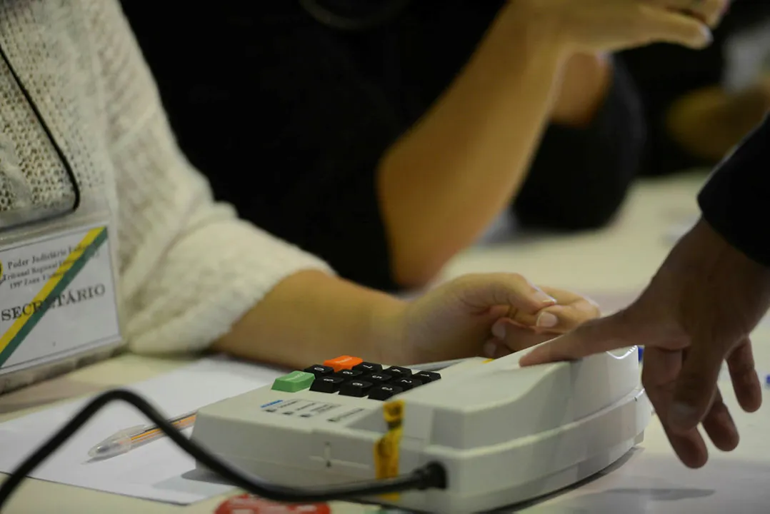 Eleitores devem consultar locais de votação para evitar transtornos no dia das eleições