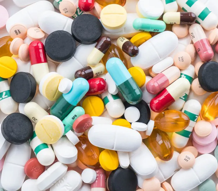 Segundo especialistas a automedicação é um problema enfrentado por vários países