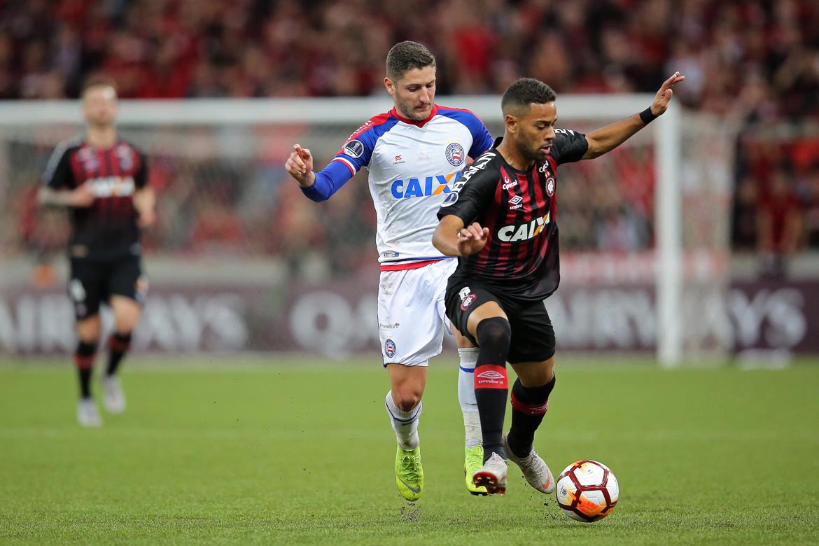 Bahia devolve 1 a 0 no Atlético-PR, mas perde nos pênaltis e dá adeus à Sul-Americana