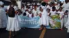 Povo de santo pede paz durante caminhada em Salvador