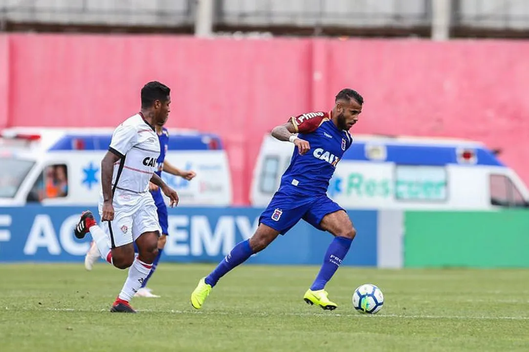 O Rubro-Negro saiu atras do placar, mas reagiu no fim do jogo e conseguiu a igualdade