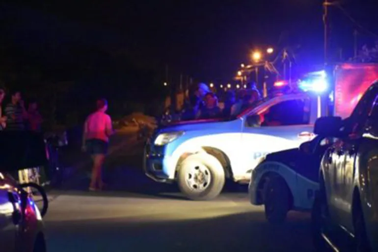 De acordo com site Blog do Anderson, os moradores da rua onde a vitima foi assassinada vivem na escuridão