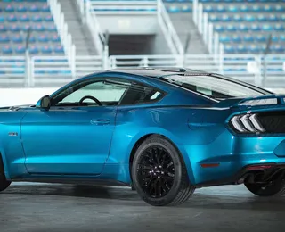 Mustang 2019 tem nova cor e som premium
