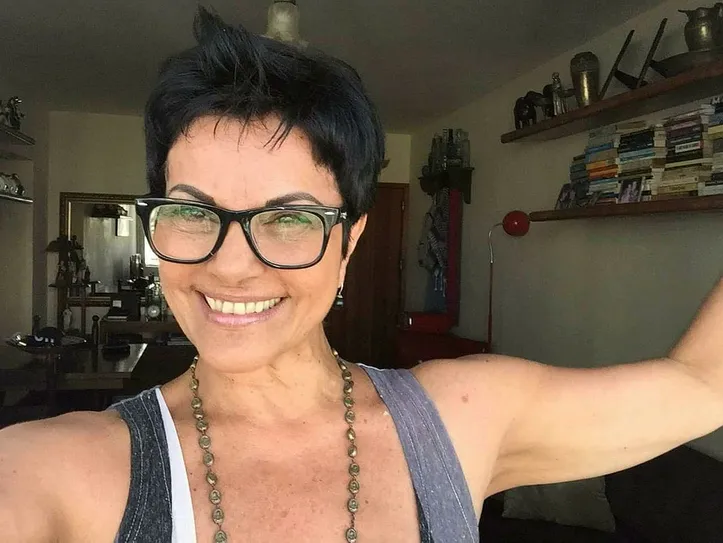 Imagem ilustrativa da imagem Tereza Paim estreia como colunista em programa de rádio