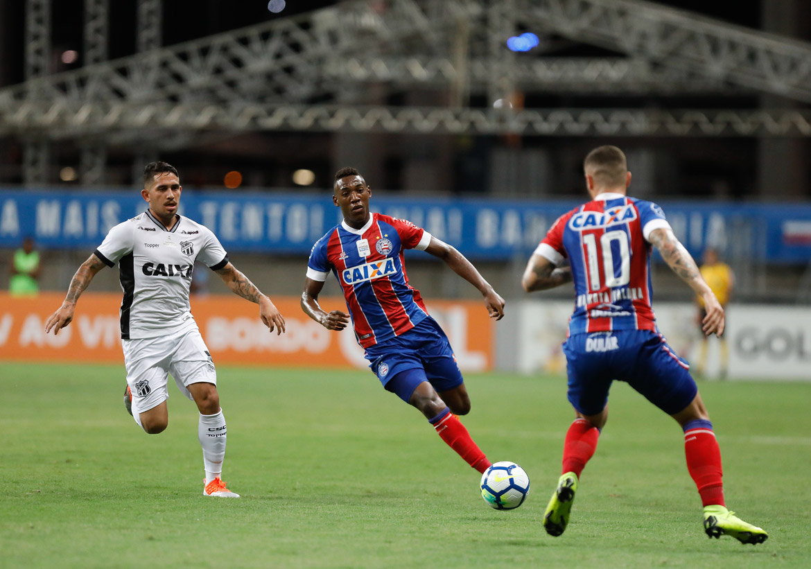 Com golaço no fim, Bahia bate Ceará de virada e mantém sonho da Libertadores