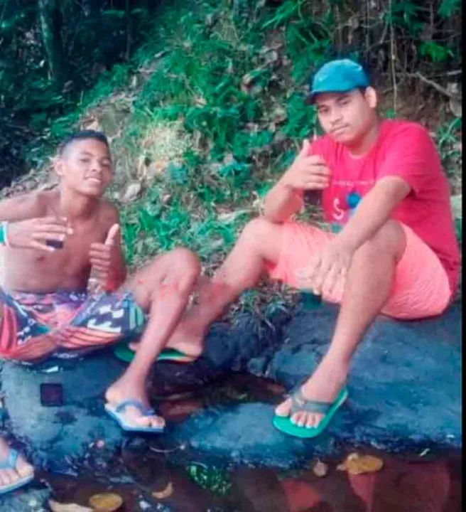 Os irmãos foram mortos no bairro Feijão Semeado