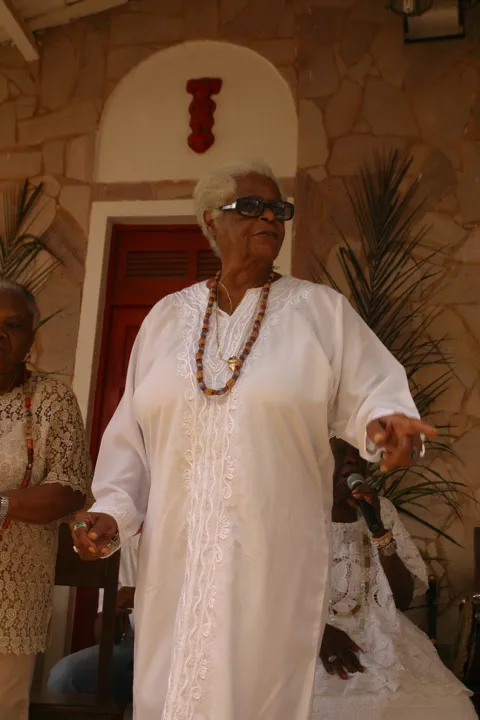 Mulher negra, de santo e de opinião deixa um rico legado