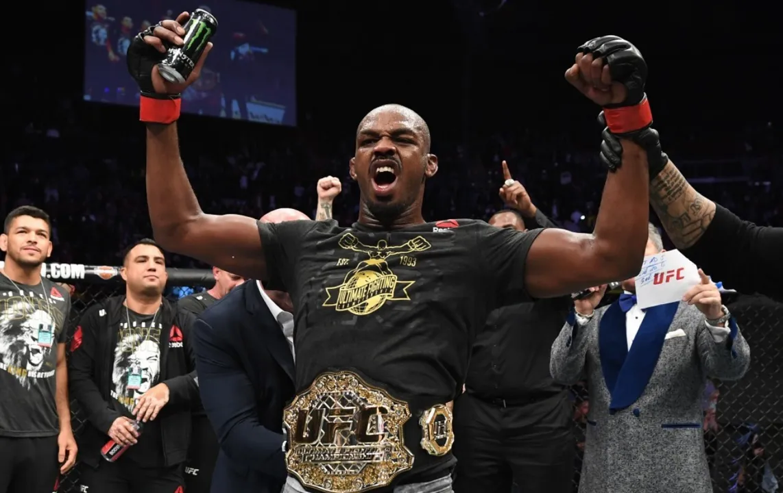 Com o resultado, Jon Jones chegou a marca de 23 vitórias