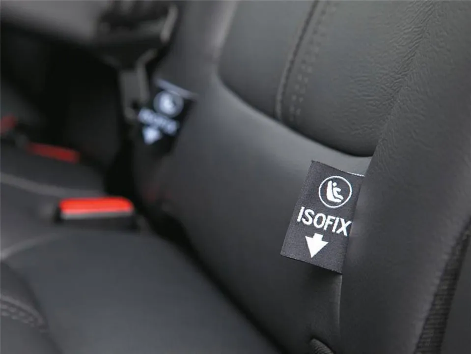 O isofix será obrigatório e poderá ser instalado nos veículos já no próximo ano