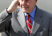 Trump e líderes mundiais elogiam trajetória de ex-presidente George H. W. Bush