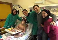 Cristiano Ronaldo visita hospital infantil e surpreende crianças no Natal